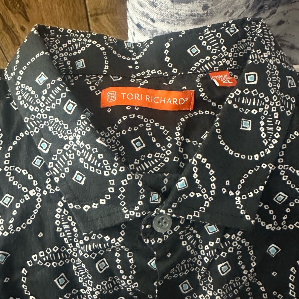 Tori Richard Black and Blue Geometric Men's Shirt